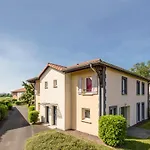 Garden & Clermont-ferrand - Aparthotel Gerzat