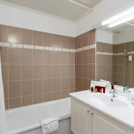 Aparthotel Garden & Clermont-ferrand - Gerzat