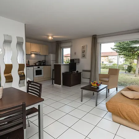 Hotel apartamentowy Garden & Clermont-ferrand - Gerzat