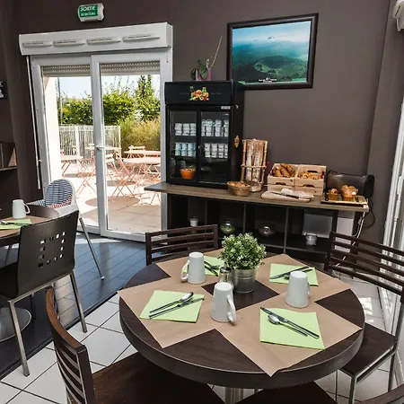 Garden & Clermont-ferrand - Hotel apartamentowy Gerzat