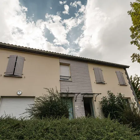 Garden & Clermont-ferrand - 3*