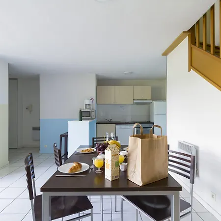 Garden & Clermont-ferrand - 3*