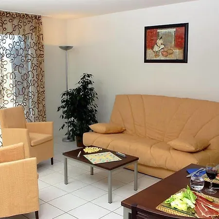 Apart Otel Garden & Clermont-ferrand - Gerzat