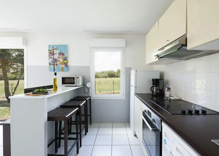 Garden & Clermont-ferrand - 3* Жерза